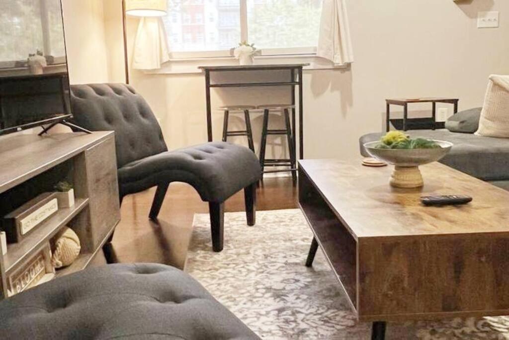 Townhouse In Uptown King Bed-Wi-Fi-Free Parking-Pool Leilighet Charlotte Eksteriør bilde