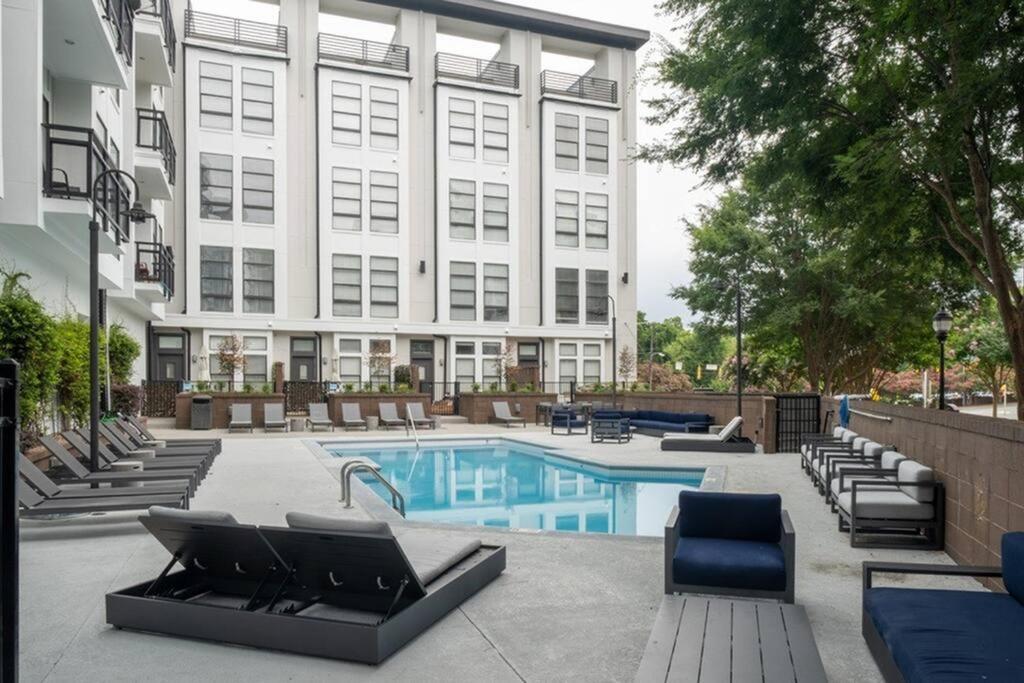 Townhouse In Uptown King Bed-Wi-Fi-Free Parking-Pool Leilighet Charlotte Eksteriør bilde
